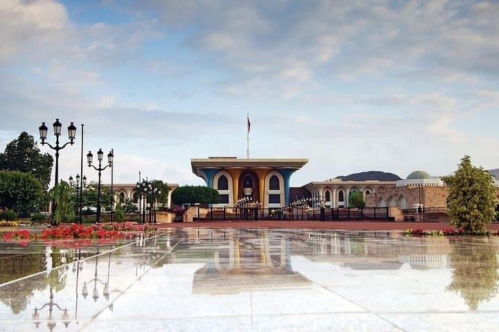 German Half-Day City Tour of Muscat: Sultan Qaboos Mosque, Muttrah Souk & Old Town photo 1