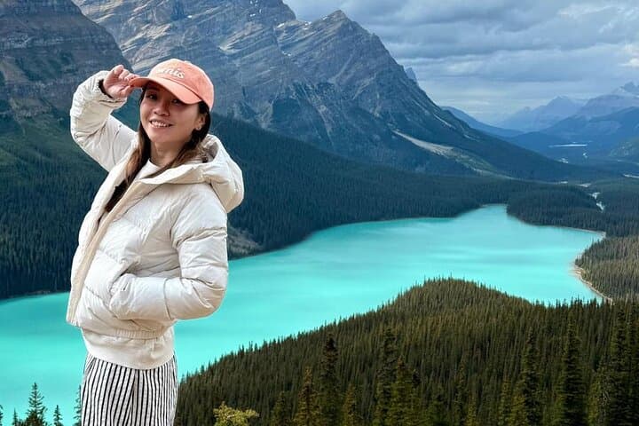 2-3 Day Banff & Icefields Tour: Lake Louise, Moraine Lake, Johnston Canyon