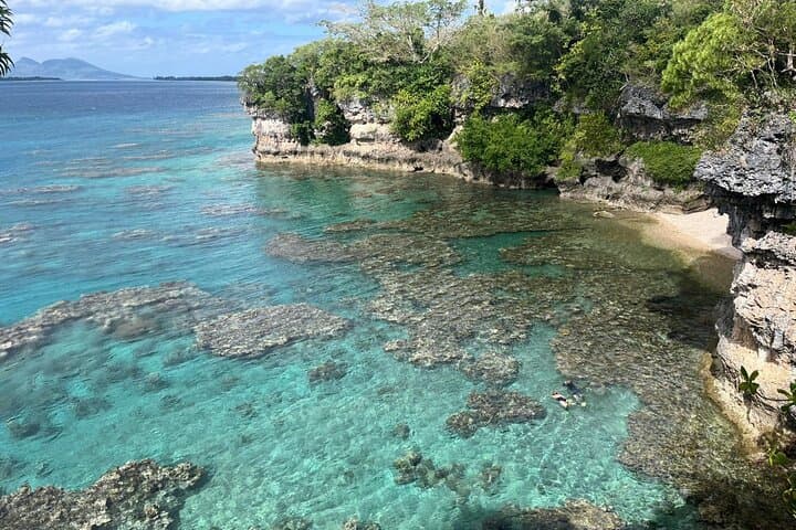 Efate Round Island Day Trip — Blue Lagoon, Hot Rock Lunch & Hot Springs from Port Vila photo 6