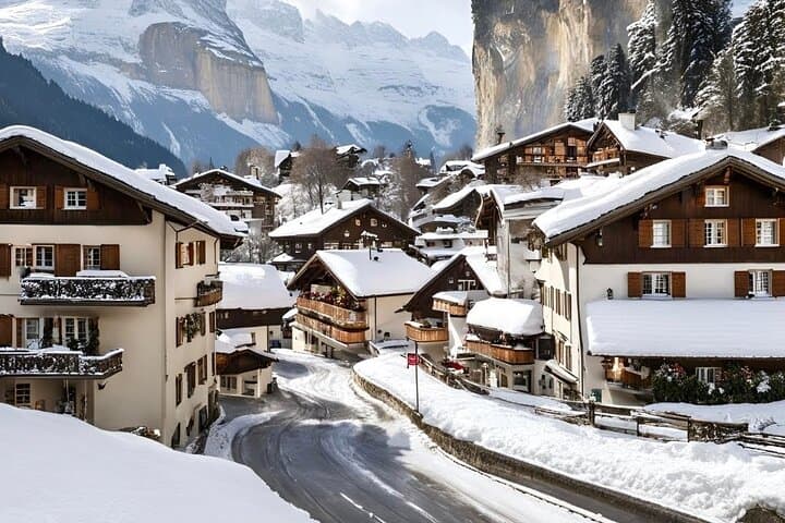 Day Trip from Zurich to the Swiss Alps: Lauterbrunnen, Beatus Caves & Grindelwald photo 5
