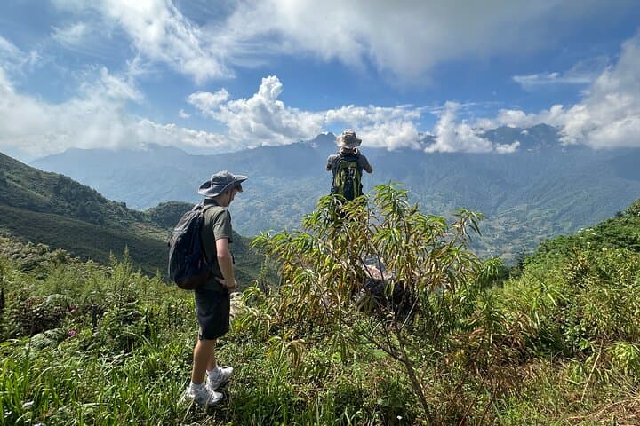 Sapa Day Trek: Sa Seng to Hang Da and Hau Thao Villages photo 2