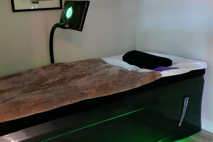 Hydromassage Bed Gloucester: 15-Minute Hydrotherapy Recharge photo 2