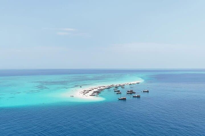 Nakupenda Sandbank & Prison Island: Full-Day Boat Tour from Stone Town photo 2