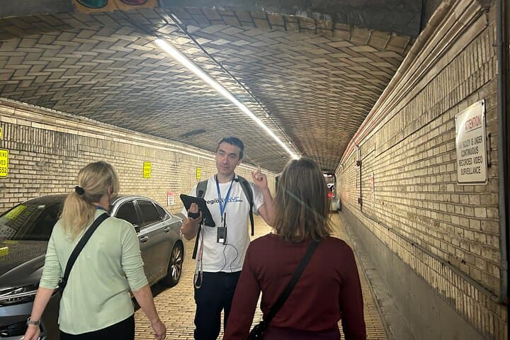 Secrets of Grand Central and Penn Station: Private NYC Walking Tour photo 5