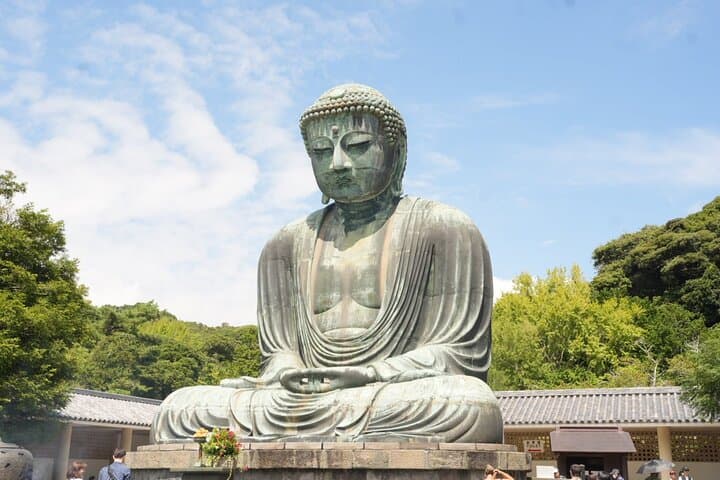 Early-Morning Kamakura Walking Tour From Tokyo — Great Buddha, Bamboo Grove & Historic Shrines