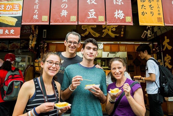 Tsukiji Fish Market Food Walking Tour: Temple to Sushi in Tokyo