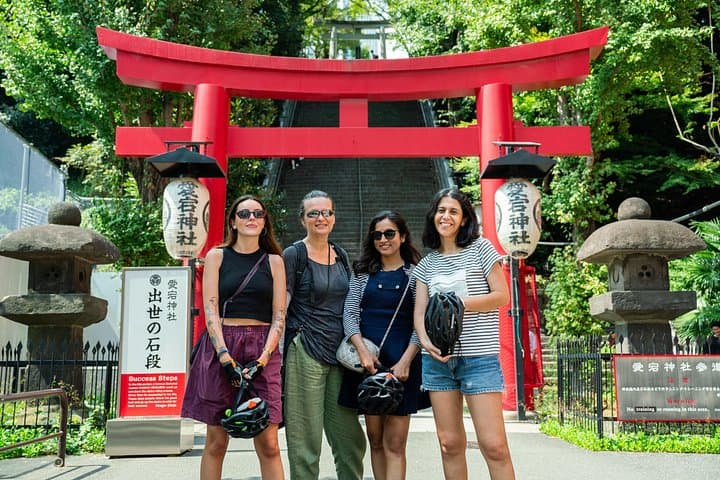 Tokyo Tower E-Bike Tour: 3-Hour Guided Ride from Tsukiji to Atago Shrine photo 1