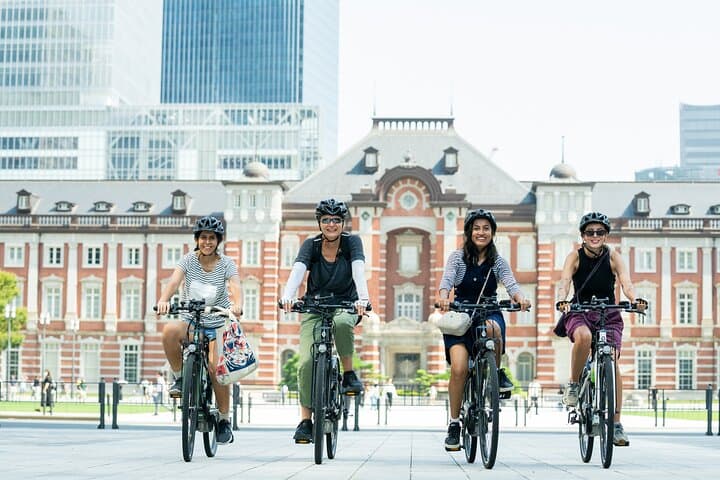Tokyo Top Highlights: 3-Hour Guided E-bike Tour from Tsukiji photo 2