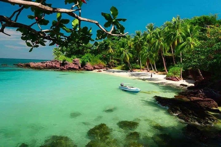 Phu Quoc Three-Island Snorkel: Hon Mong Tay, Gam Ghi & May Rut Day Cruise photo 1