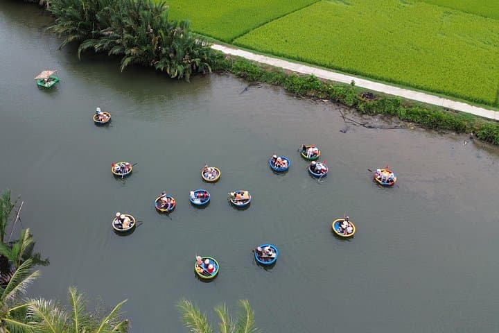 Coconut Basket Boat Tour in Hoi An Cam Thanh Village photo 3