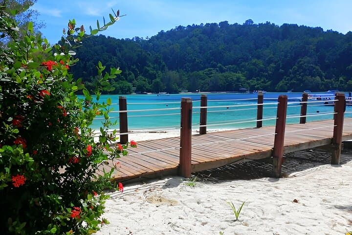 Manukan and Sapi Islands Excursion — Snorkel and Swim from Kota Kinabalu photo 6