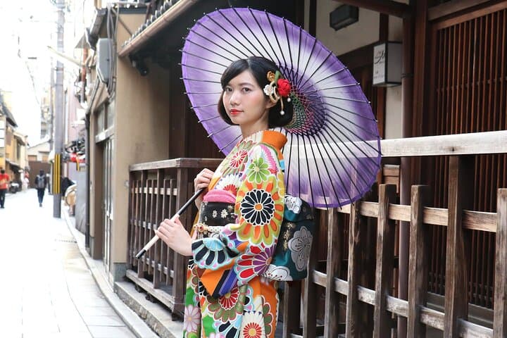 Kyoto Gion Kimono & Yukata Experience for Families at WARGO photo 4