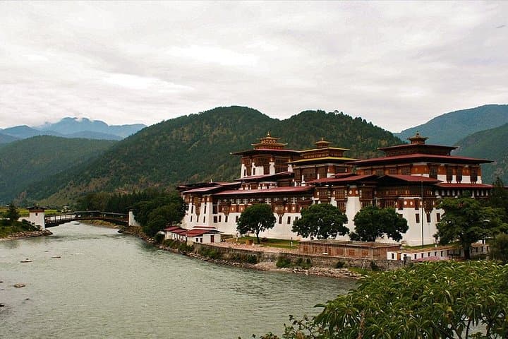 5-Day Bhutan Cultural Trek: Hike Tiger's Nest, Thimphu & Punakha Highlights photo 3