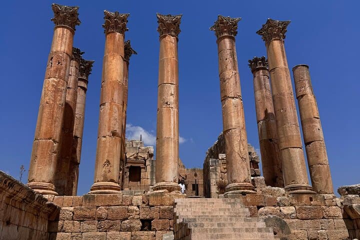3-Day Private Jordan Tour: Jerash, Petra & Dead Sea Highlights photo 3
