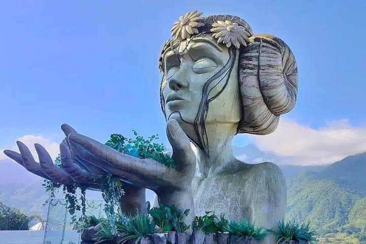 Fansipan Summit, Cat Cat Village & Moana Sapa: Full-Day Sapa Photo Tour photo 4