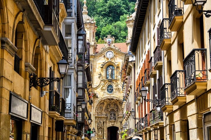 Bordeaux to San Sebastian Private Transfer with 2-Hour Hendaye Stop photo 6