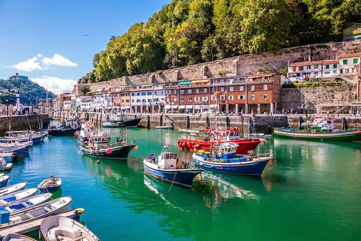 Bordeaux to San Sebastian Private Transfer with 2-Hour Hendaye Stop photo 4