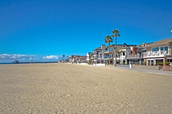 Orange County Beaches Full-Day Private Tour Along the Pacific Coast Highway photo 3