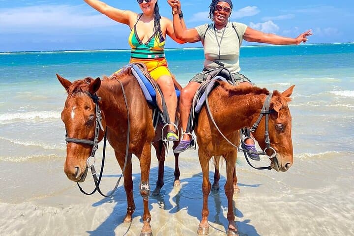 Negril Rainforest Zipline, Horseback Riding and Rick's Cafe Sunset Tour photo 5