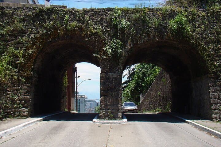 Instagram-Worthy Nassau: Iconic Streets, Fort Views & Love Beach photo 6