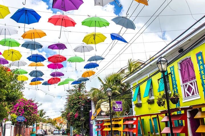 Instagram-Worthy Nassau: Iconic Streets, Fort Views & Love Beach photo 4