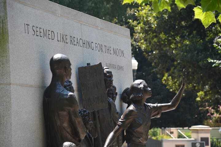 Richmond Capitol Grounds Walking Tour — History, Architecture & Poe Statue Walk photo 4