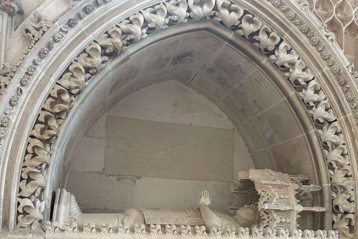 Luxury Private Tour: Fátima, Óbidos, Nazaré, Tomar & Monasteries from Lisbon photo 2