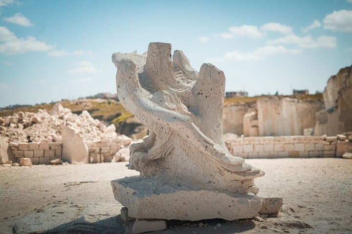 Sillar Route & Culebrillas Tour — Arequipa Quarry Walks and Ancient Petroglyphs photo 5