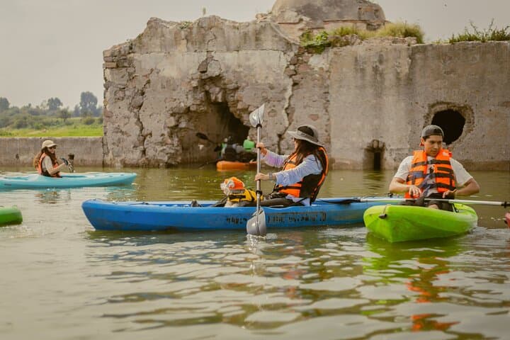 Kayak Adventure to the Sunken Temple at Presa de la Purísima — Guanajuato Day Trip