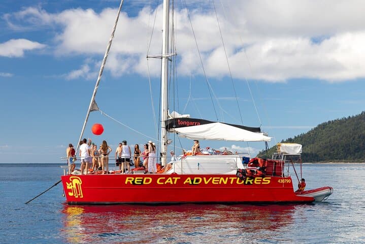 Full-Day Whitsunday Sail and Snorkel Adventure from Airlie Beach photo 2