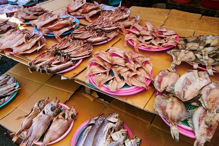 Seorak Day Trip from Seoul: Cherry Blossoms, Cable Car Views & Sokcho Food photo 3