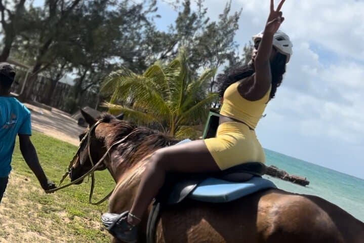 Montego Bay Ride-and-Swim: Horseback into the Caribbean