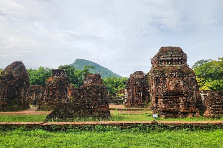 Full-Day My Son Sanctuary & Marble Mountains Private Tour from Hoi An