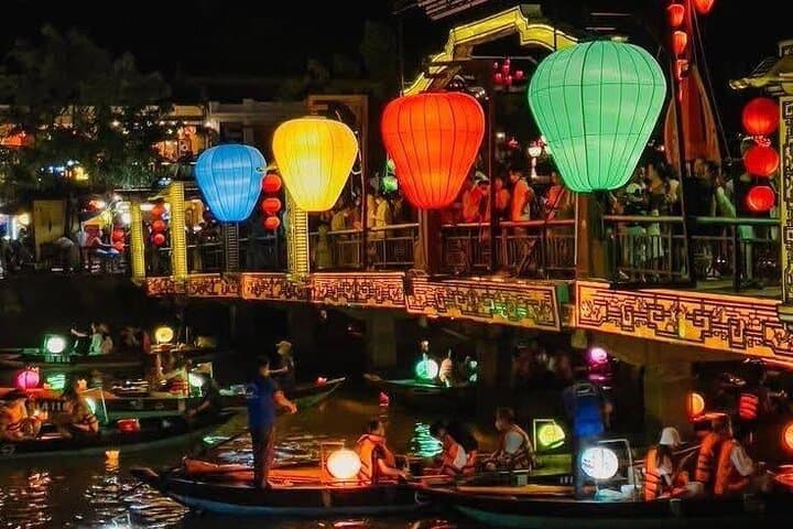 Marble Mountains & Hoi An Guided Day Tour with Evening Sampan Ride