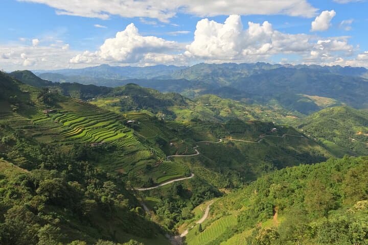 Dong Van 3-Day Private Motorcycle Tour: Ha Giang Loop, Ma Pi Leng & Ethnic Homestays photo 3