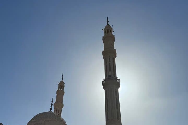 Sharm El-Sheikh City Tour: Old Market, Mosques & Optional Seafood at Fares photo 4