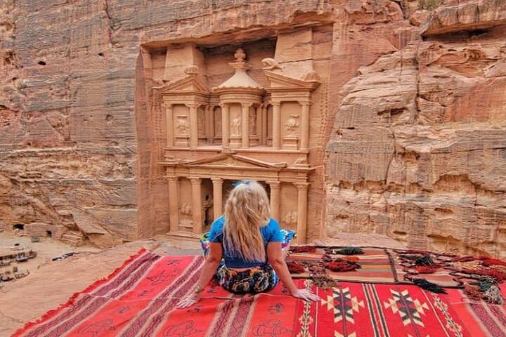 Private 5-Day Jordan Tour: Petra, Wadi Rum, Dead Sea & Jerash
