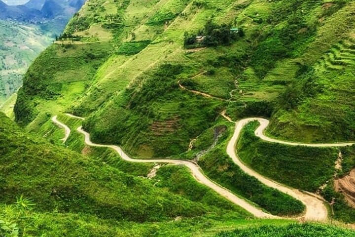 Dong Van Karst Plateau Adventure: 4-Day Ha Giang Loop to Ma Pi Leng & Tu San Gorge photo 6