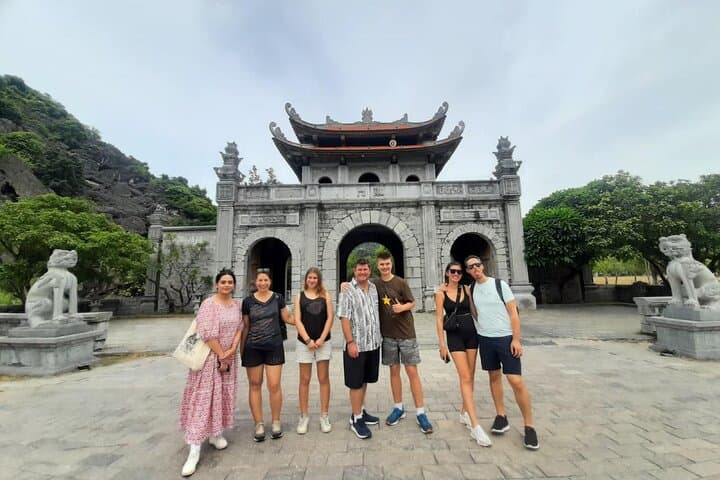 Ninh Binh 2-Day Highlights: Trang An, Mua Cave & Thung Nham Bird Park photo 2