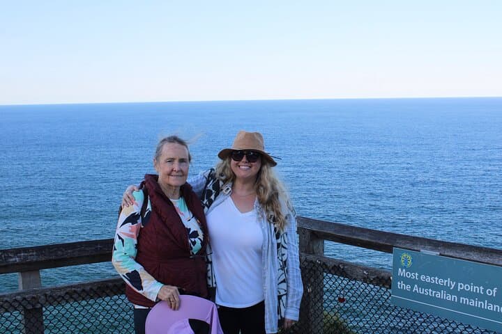 Byron Bay & Currumbin Wildlife Sanctuary Day Tour — Coastal Wildlife, Beaches & Cape Byron Lighthouse photo 3