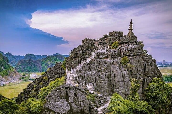 Full-Day Hoa Lu, Tam Coc & Mua Cave — Boat Ride, Temples & 500-Step Summit photo 3