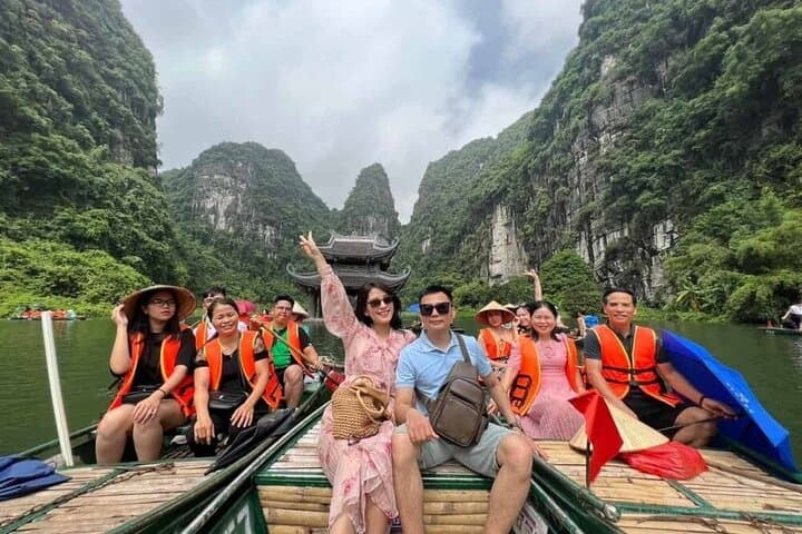 Full-Day Hoa Lu, Tam Coc & Mua Cave — Boat Ride, Temples & 500-Step Summit photo 6