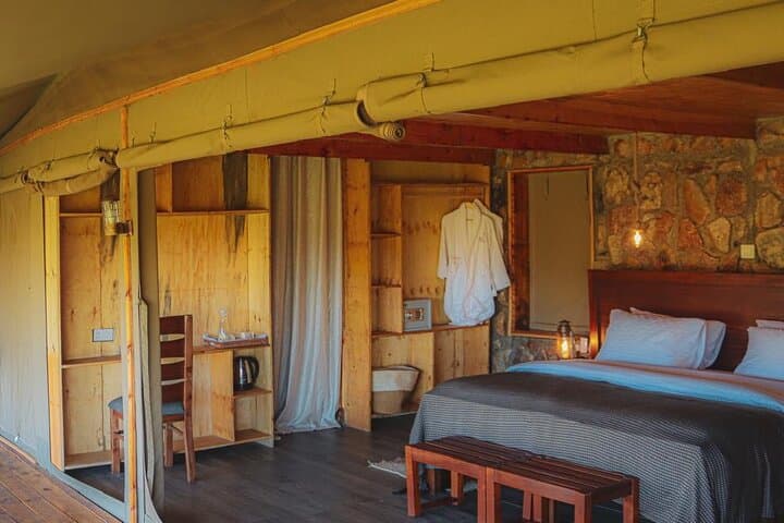 3-Day Maasai Mara Luxury Safari: Game Drives, Sundowners & Optional Balloon photo 2