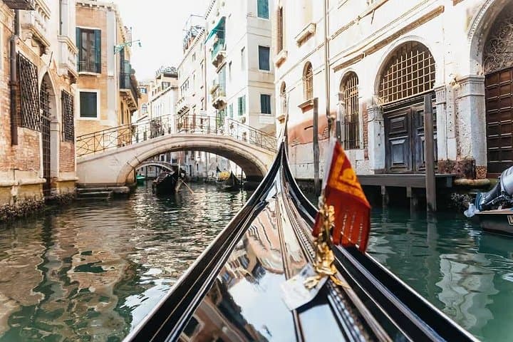 Venice Grand Canal Gondola Ride with In‑App Commentary and VR Gondola Gallery photo 1