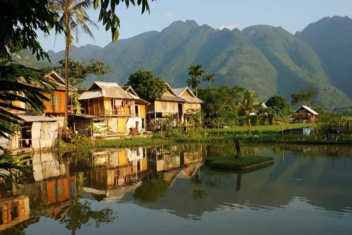 Mai Chau Valley Full Day Tour: Cycling, Weaving & Homestay from Hanoi photo 4