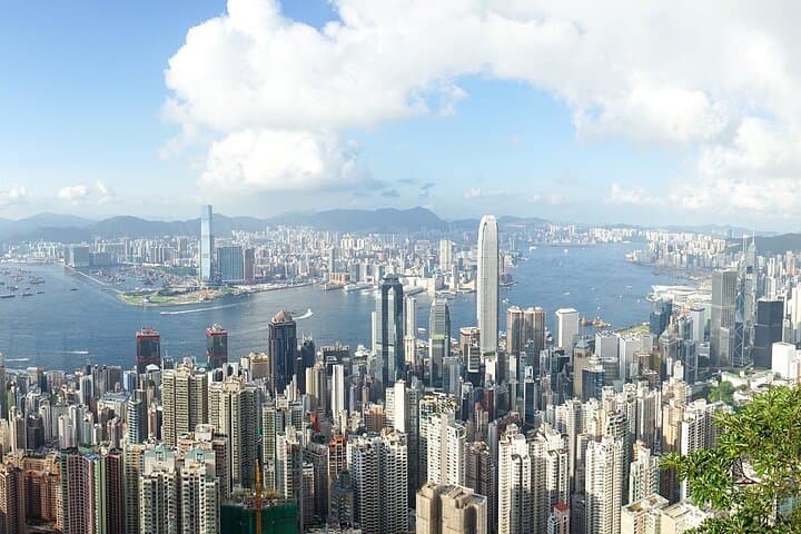 Maximize a Hong Kong Layover — Private 5-Hour Highlights Tour photo 4