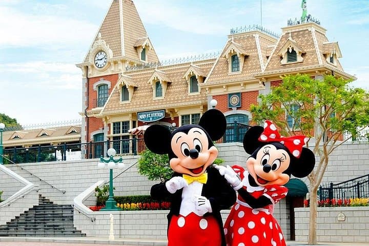 Private 2-Way Transfer to Hong Kong Disneyland: Stress-Free Hotel Pickup and Return photo 3