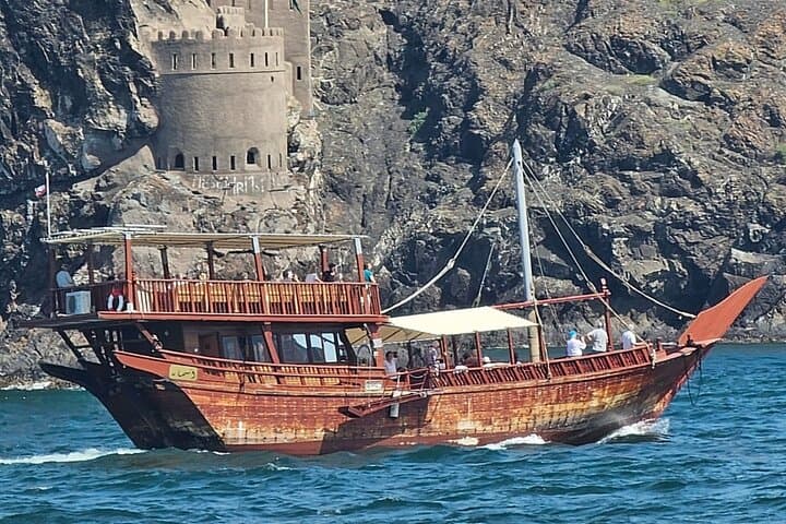Muscat Omani Dhow Cruise & Snorkeling at Bandar al Kairan photo 4