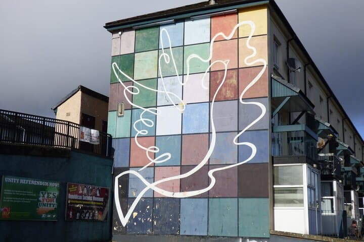Bogside Murals & Bloody Sunday Walking Tour — Derry History Walk photo 5