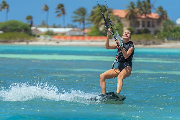 Kitesurfing Lessons in Aruba: Learn to Ride with Vela Sports at Fisherman's Huts photo 3